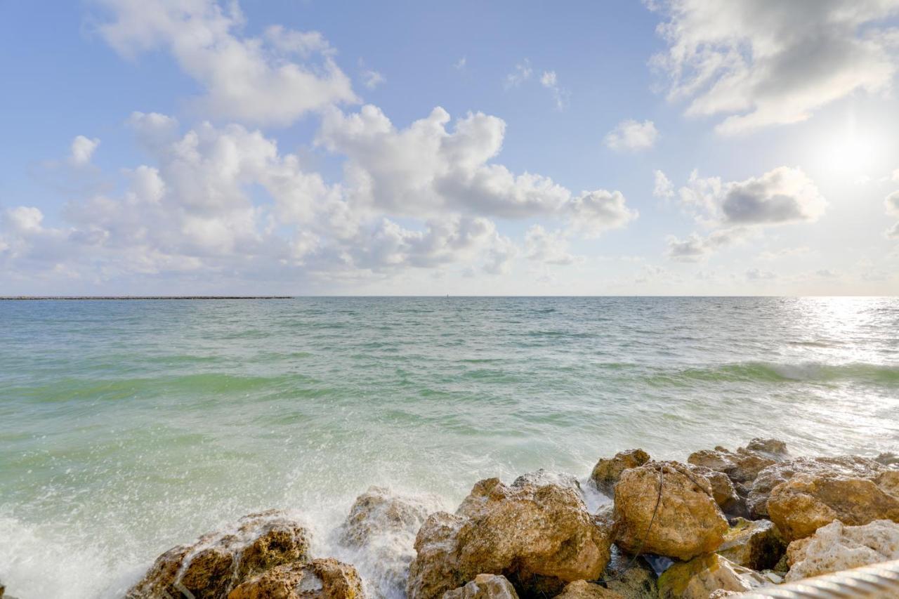 Oceanfront Condo With Balcony And Stunning Views! Clearwater Beach Dış mekan fotoğraf