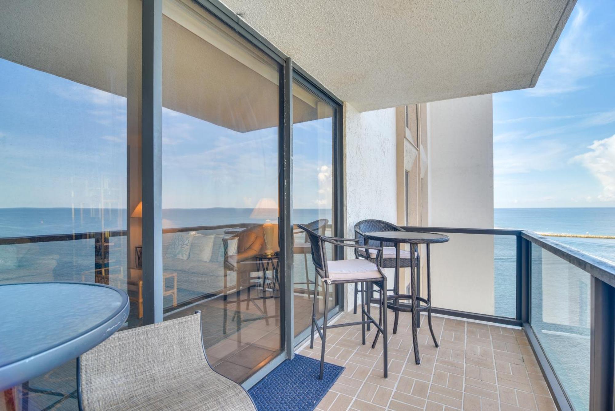 Oceanfront Condo With Balcony And Stunning Views! Clearwater Beach Dış mekan fotoğraf